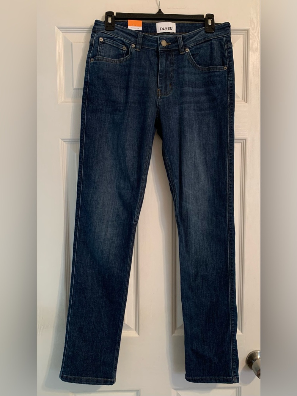 DU/ER Slim Straight Jeans Medium Wash Performance Women’s Size 28/32 NWT